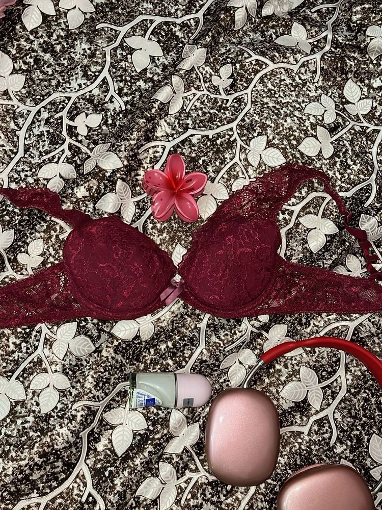 ❤️Burgundy Lace Bra❤️