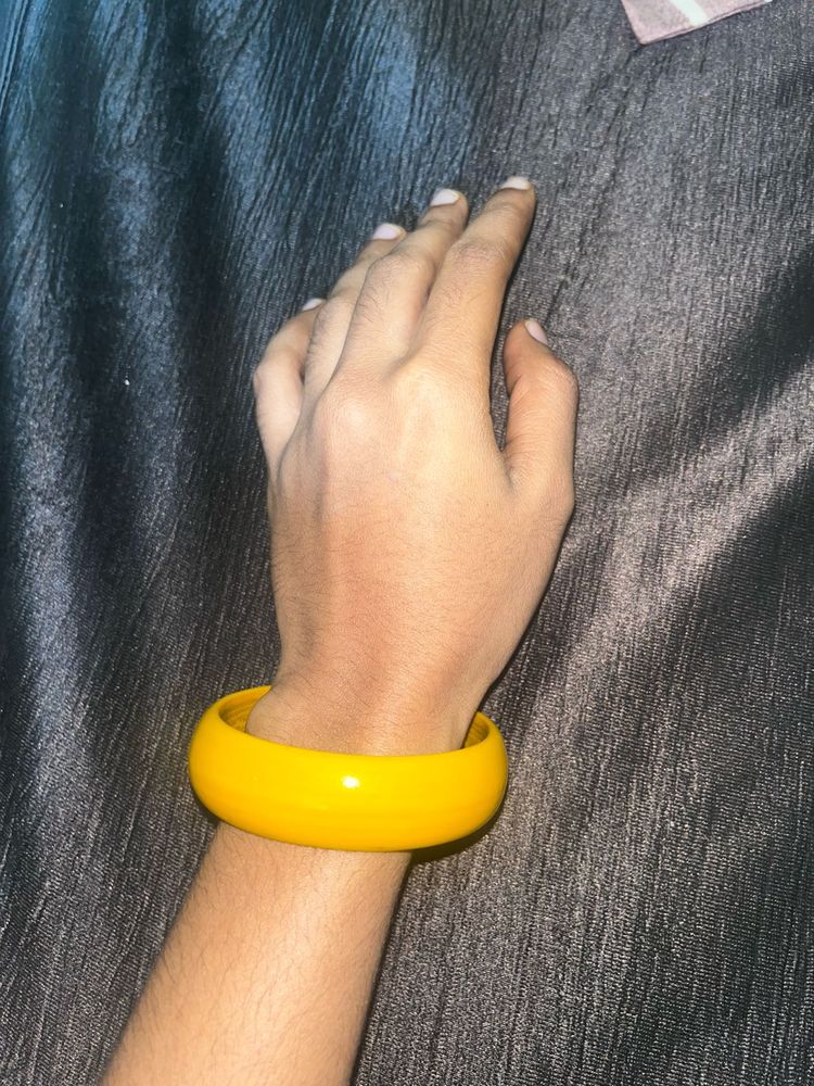 Vibrant Yellow Statement Bangle GLASS