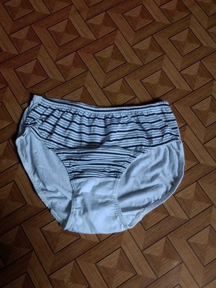 Comfortable Striped Briefs