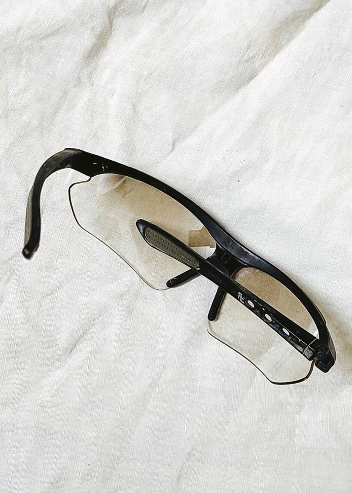 Sporty Wrap-Around Sunglasses