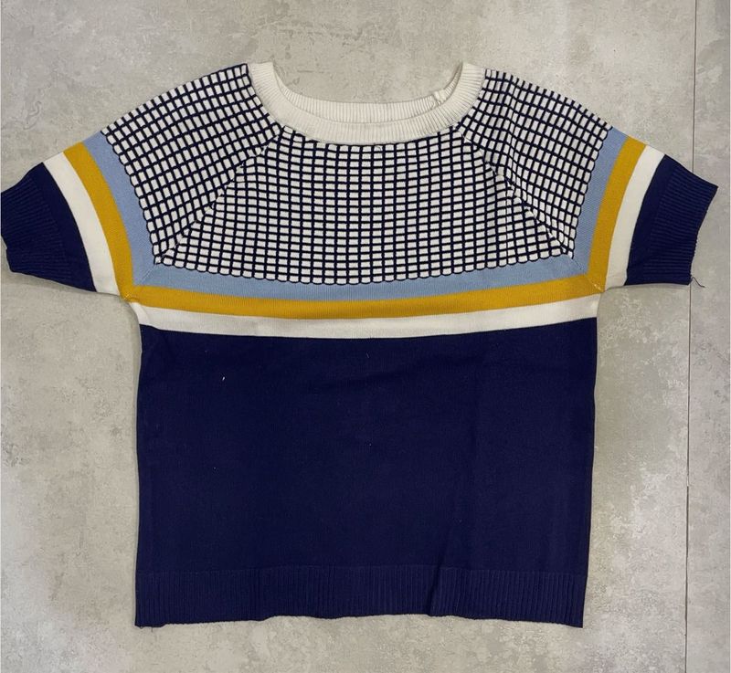 Chic Striped Knit Top