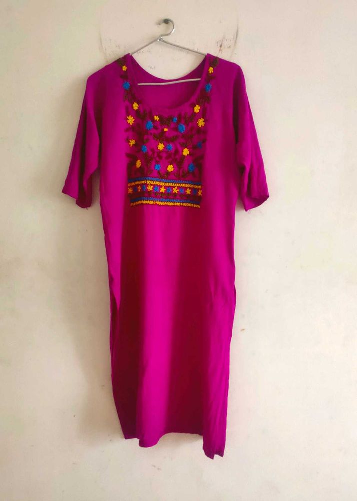 Women's kurti with embroidery work