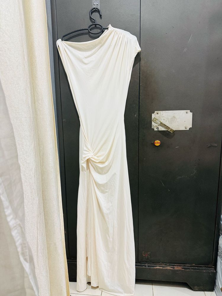 Elegant One-Shoulder Dress