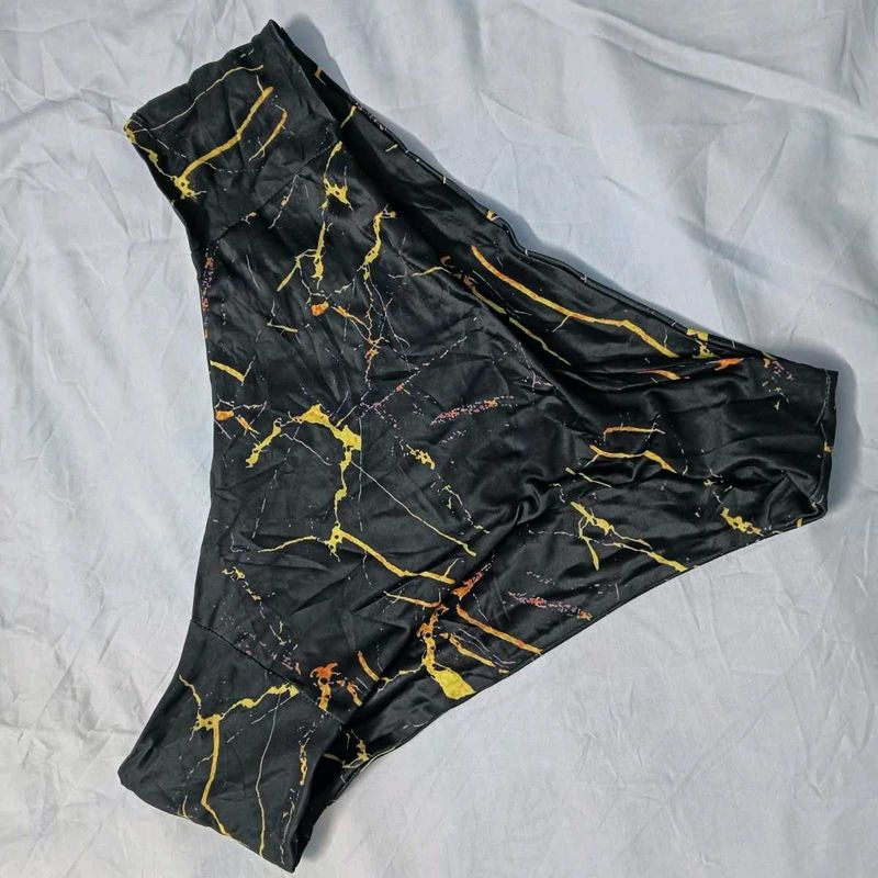 🤎 Stylish Marble Print Bikini Bottom