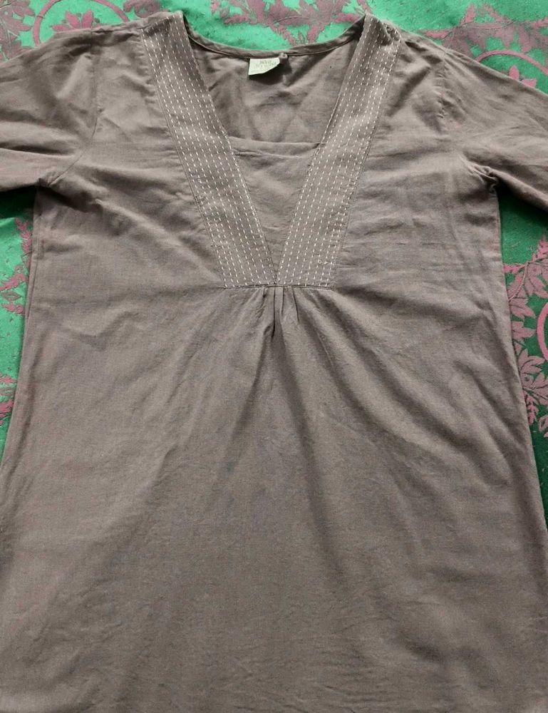 Comfortable V-Neck Tunic Top