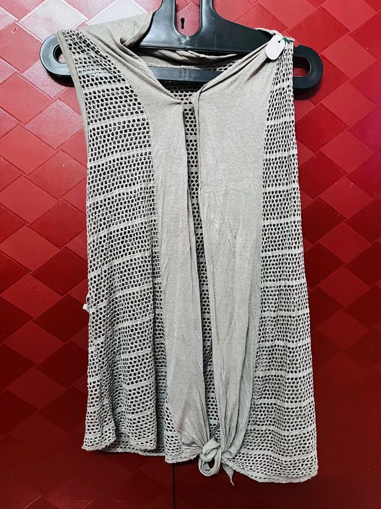 Women's Sleeveless Open Front cotton top
