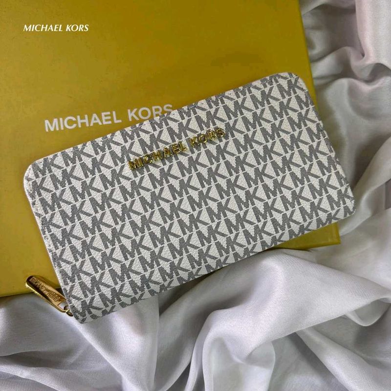 Michael Kors MK Signature Wallet PREMIUM QUALITY W