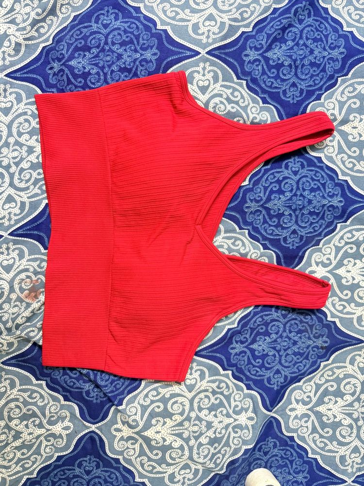 Red Ribbed Sports Bra❤️