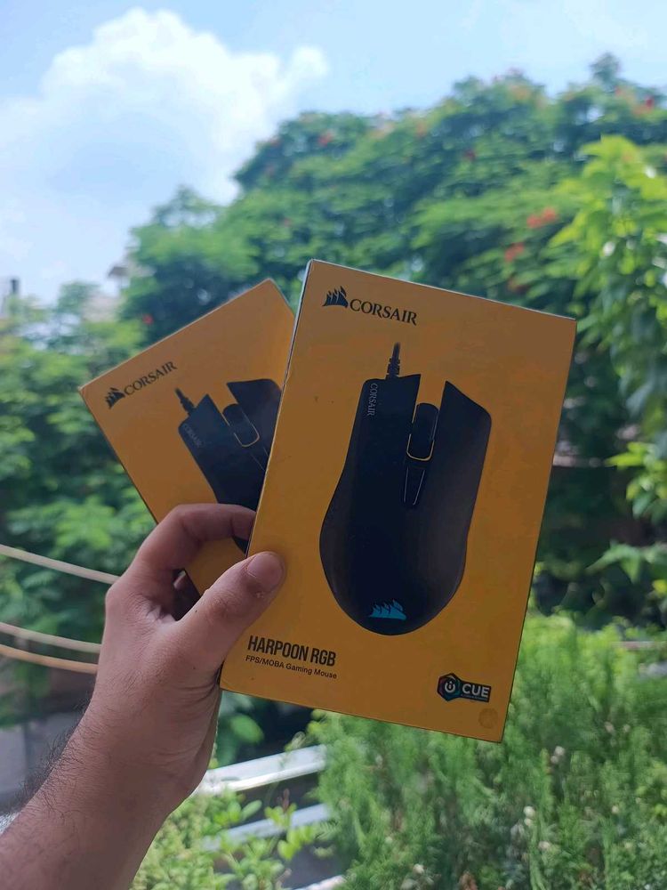 Corsair Harpoon RGB Gaming Mouse