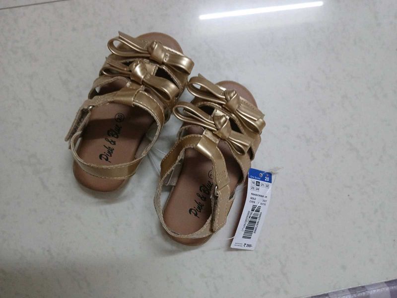 Sparkling Gold Bow Sandals