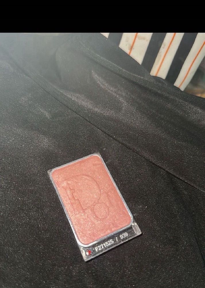 ‼️sale‼️dior blush highlighter