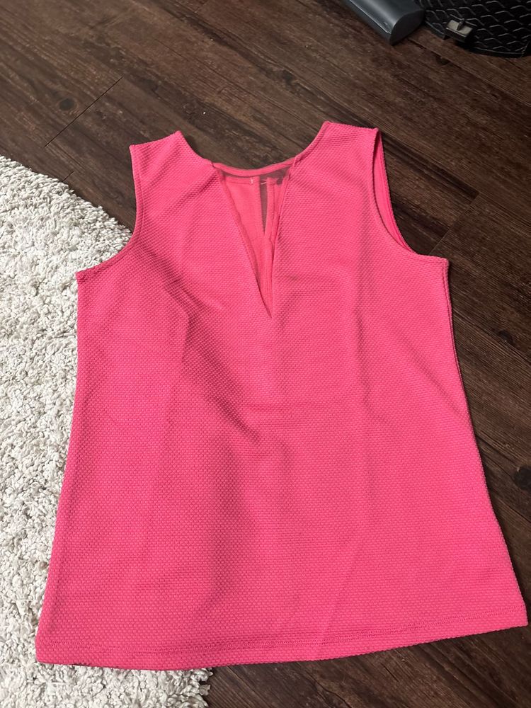 Chic Pink Textured Top