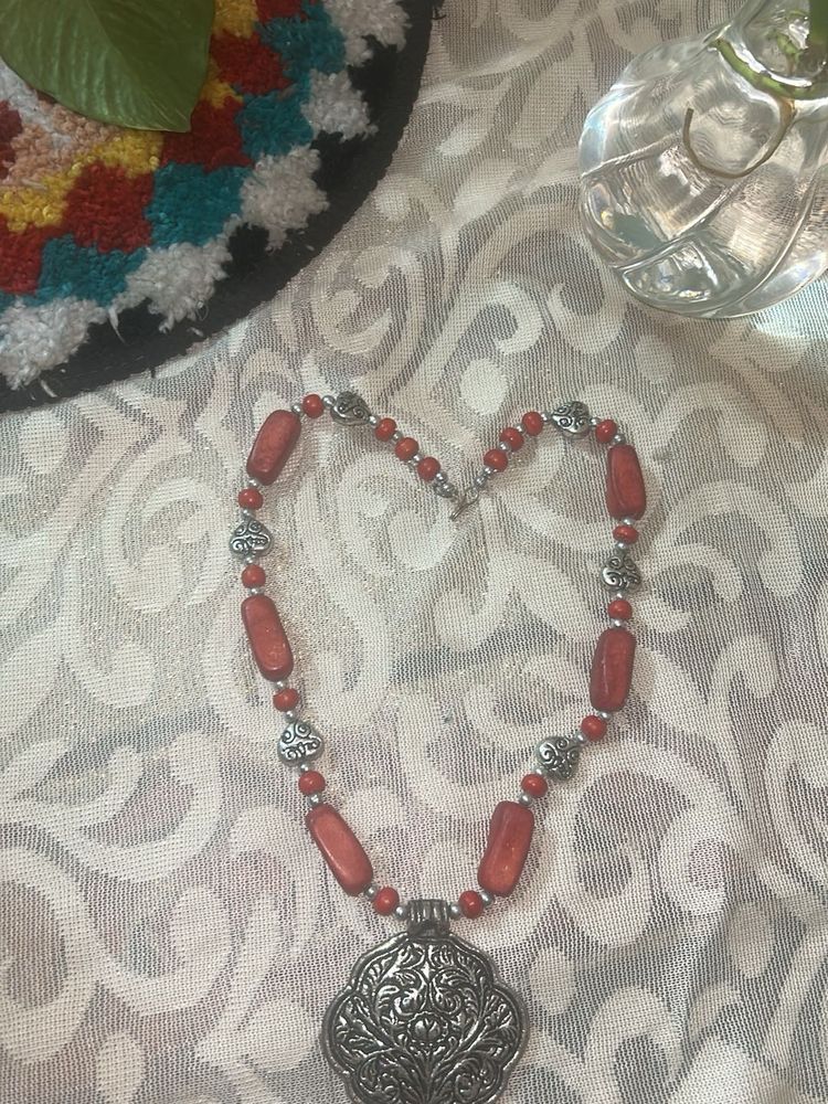 Elegant Red Beaded Necklace