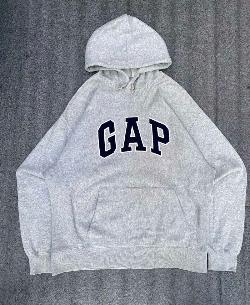 gap hoodie 🏀