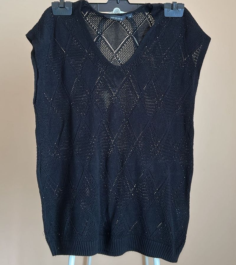 Chic Black V-Neck Knit Top