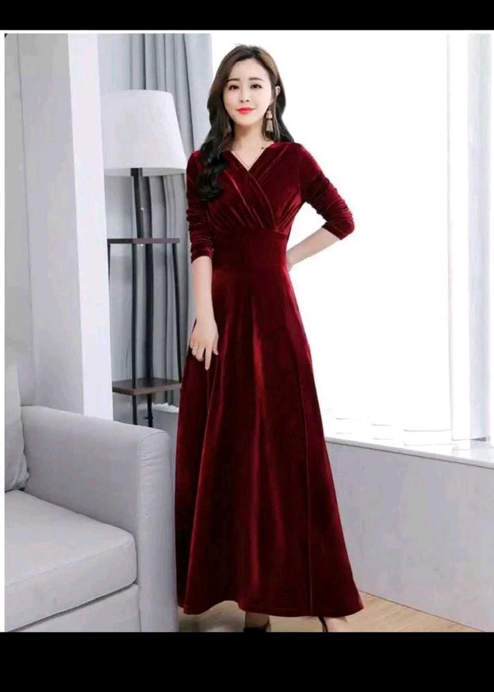 Elegant Velvet V-Neck Maxi Dress