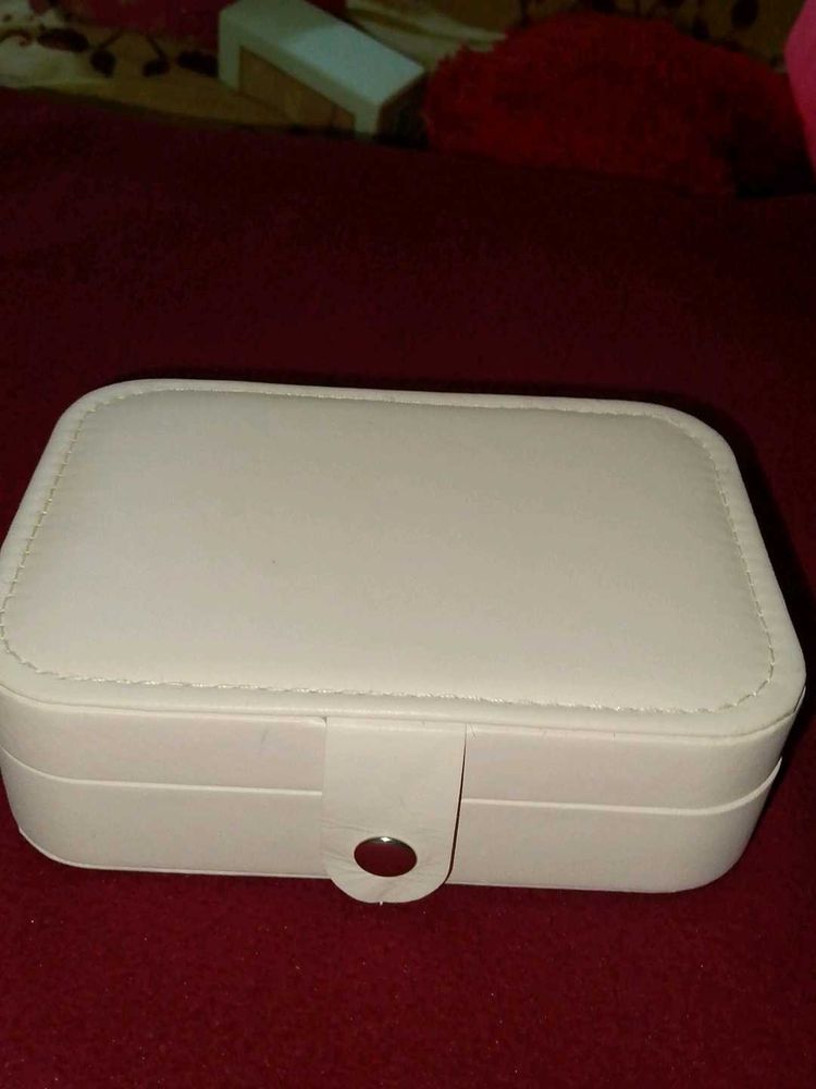 Elegant Jewelry Organizer Box
