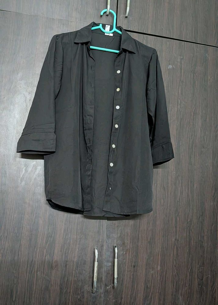 combo of three black tops..non negotiable