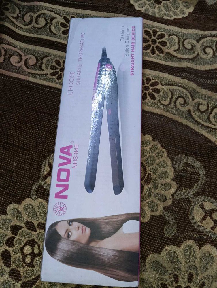 Nova Hair Straightener