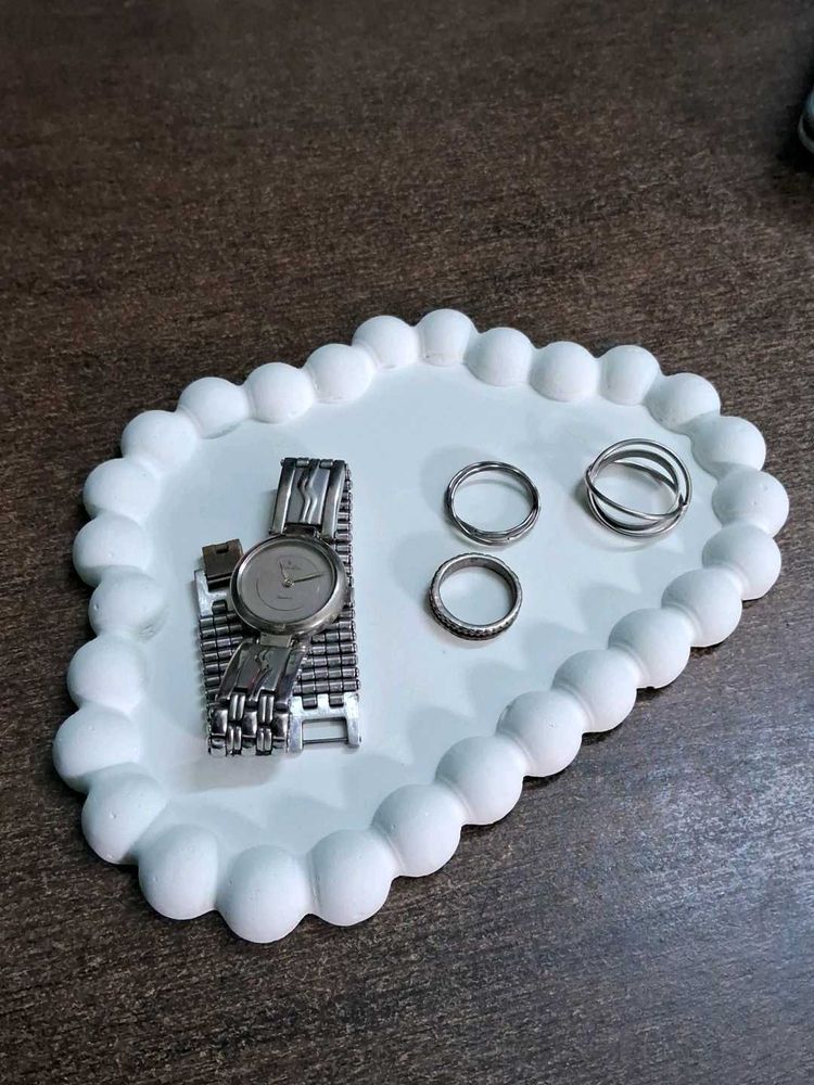 White Cloud Shaped Decorative Tray