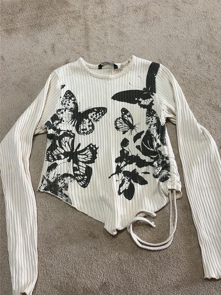 Selling my literally new ZUDIO top
