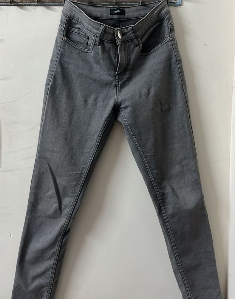 Women's Grey Skinny Jeans