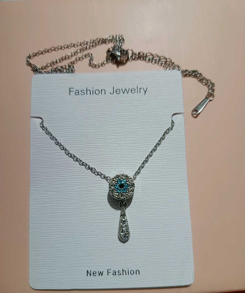 Chic Evil Eye Pendant Necklace