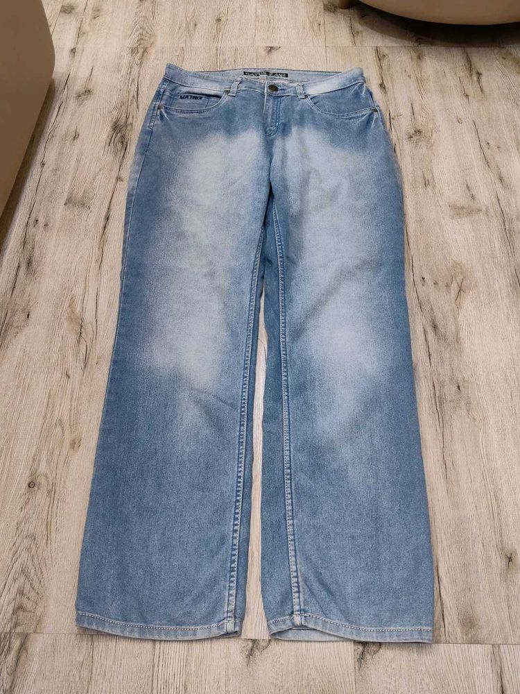 Ma5931 Matrix jeans waist 34 inches