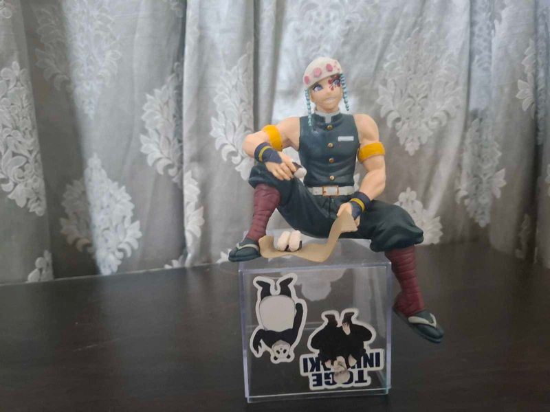 Demon Slayer Tengen Uzui Figure