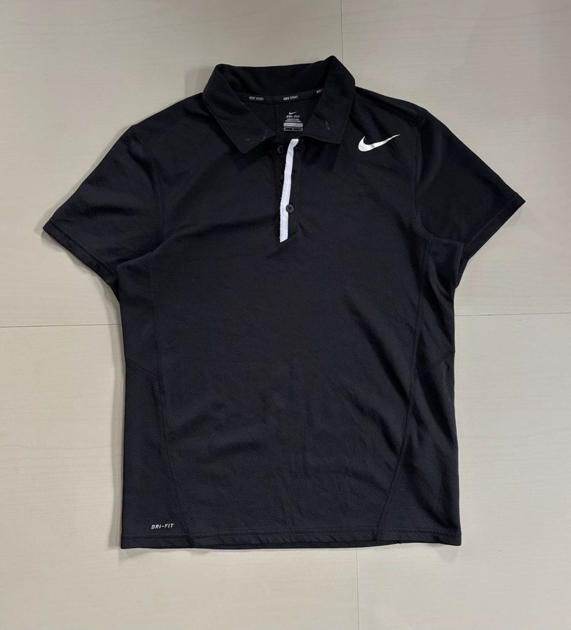 NIKE black golf tee vintage