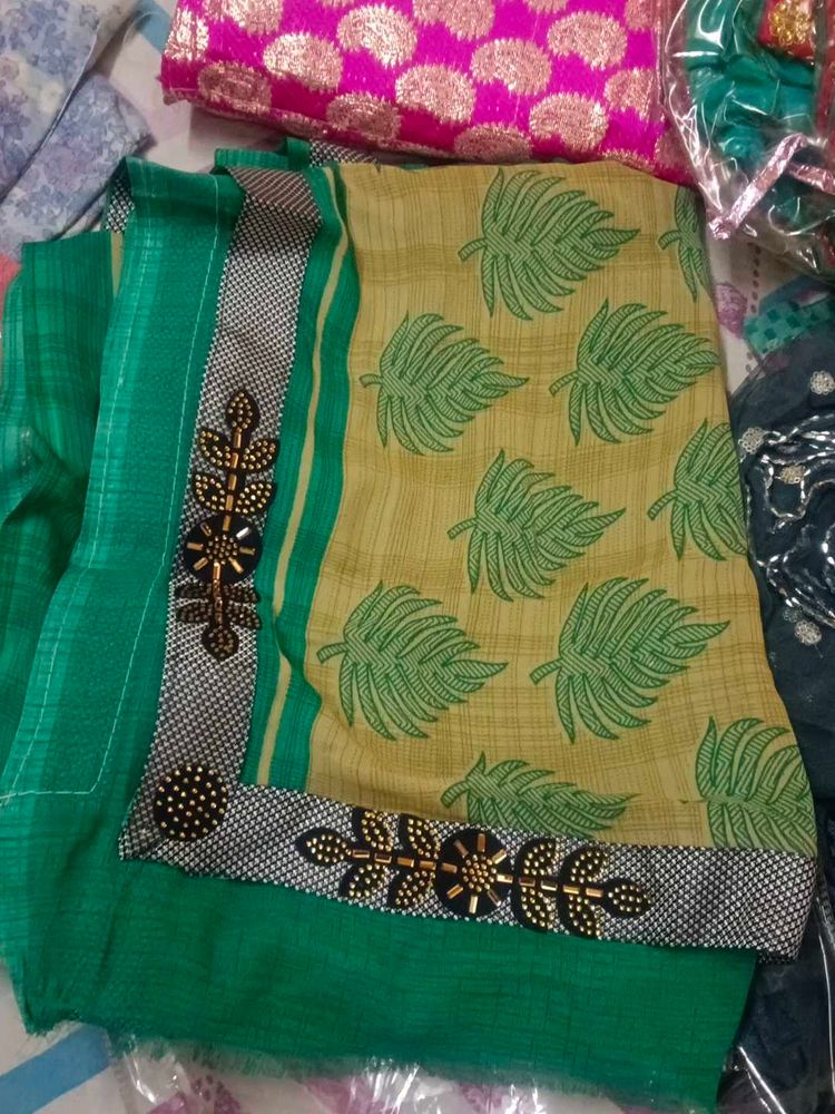 Beautiful Saree with Leaf Print
