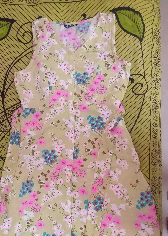 Charming Floral Sleeveless Midi Dress
