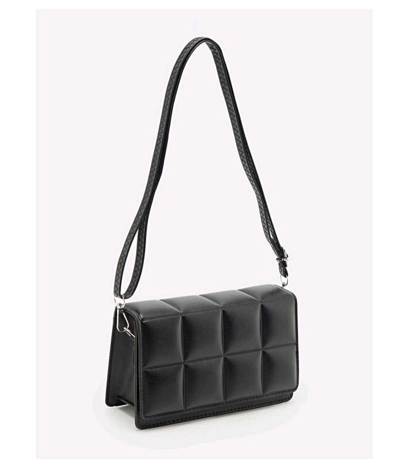Chic Quilted Black Crossbody Bag