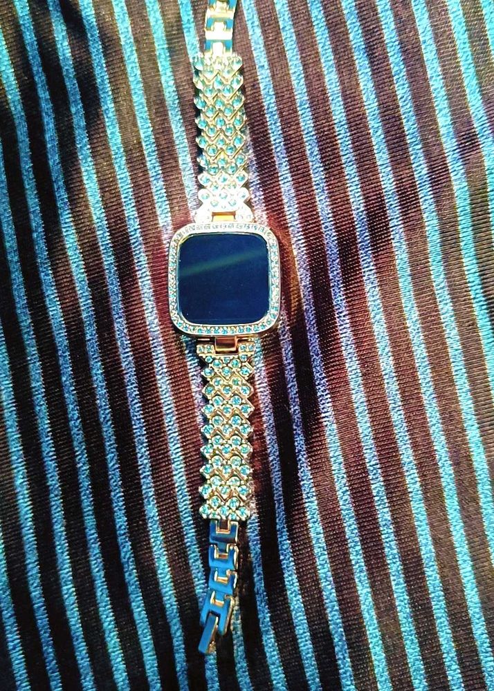 Sparkling Women's Watch