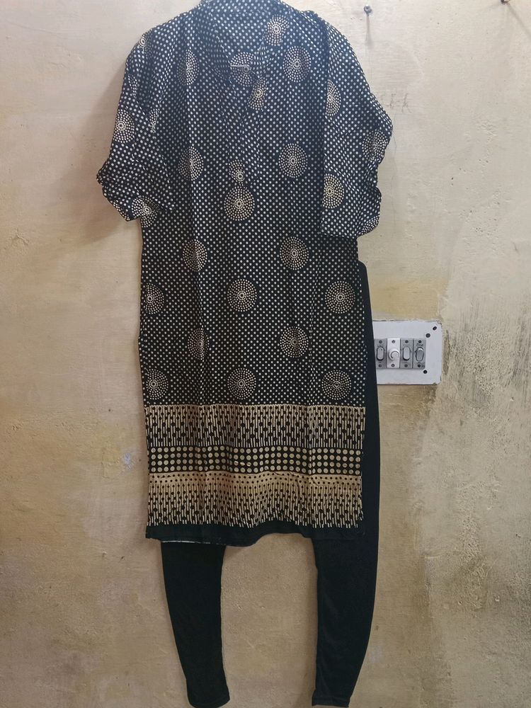 Women's Black Kurti With Legging