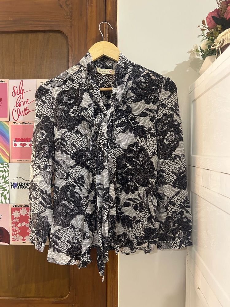 Elegant Black Lace Print Blouse