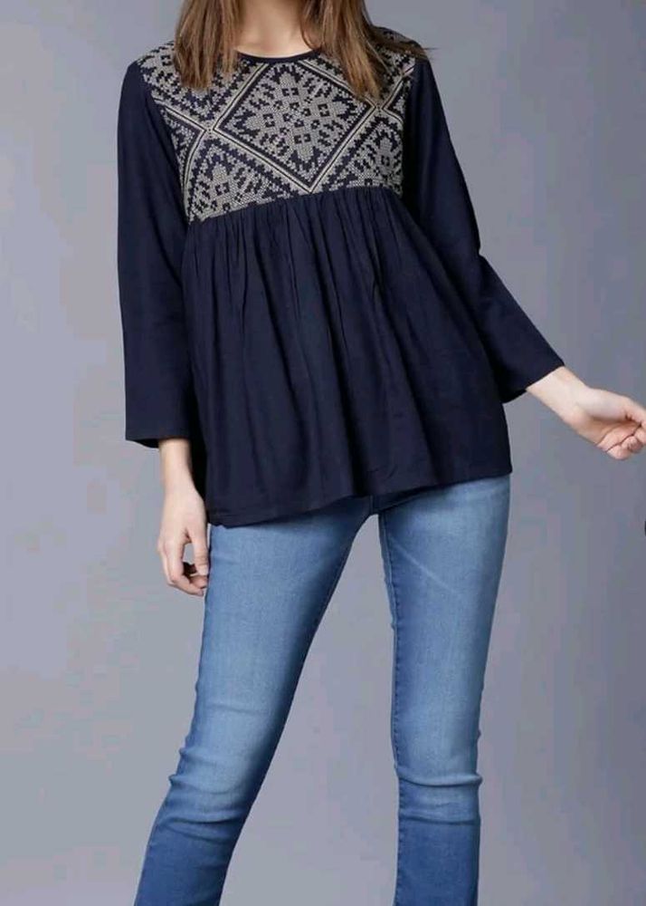 Navy blue Top