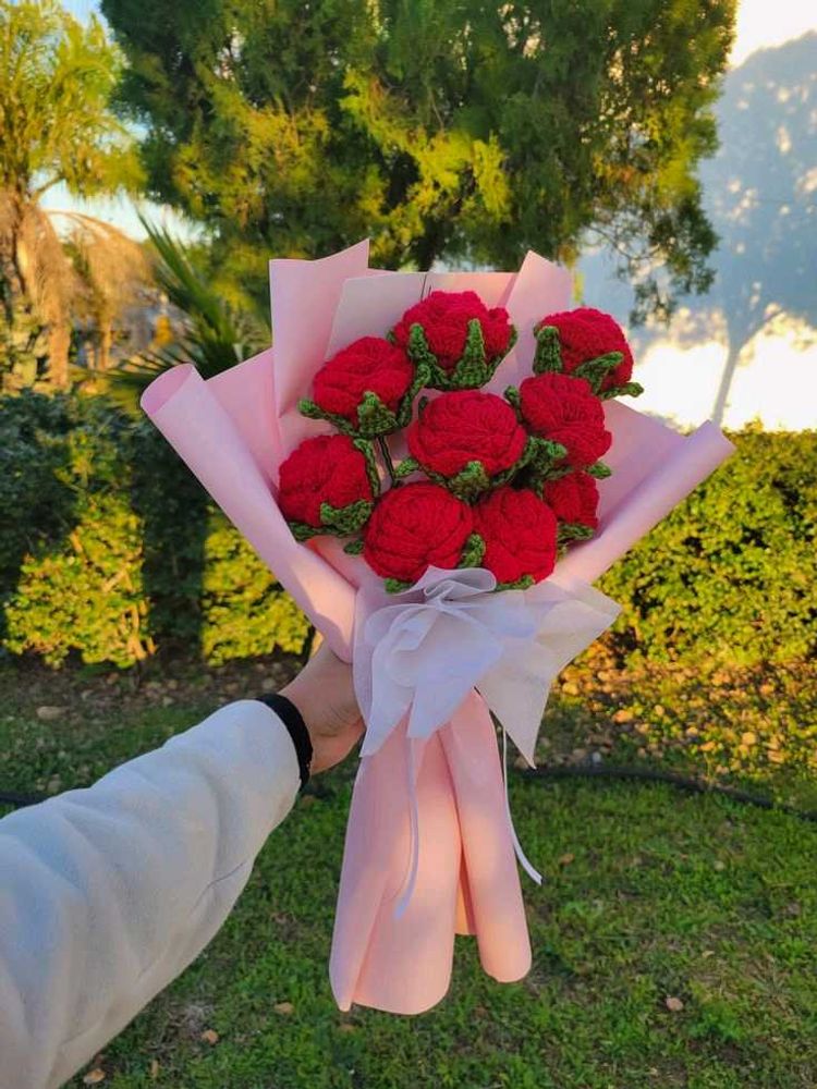 Handmade Crochet Rose Bouquet