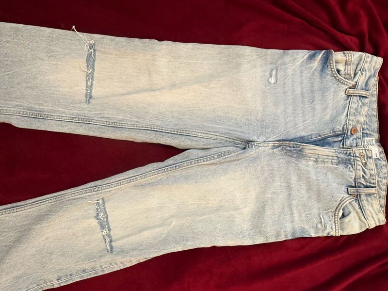 Bershka High Waist Straight Jeans