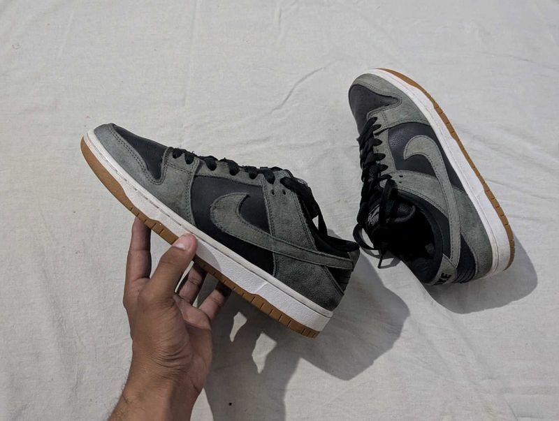 Nike Dunk Low Grey