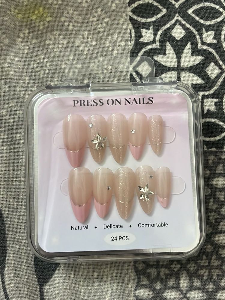Press On Nails - 24 Pcs