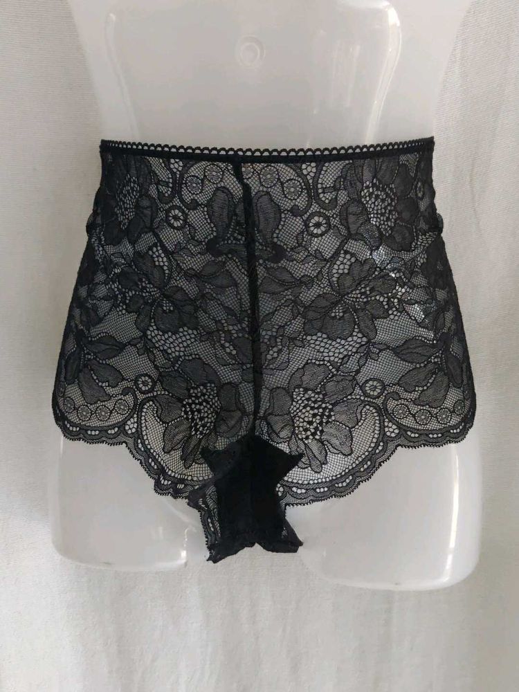 victoria's secret Black Lace High-Waisted Briefs