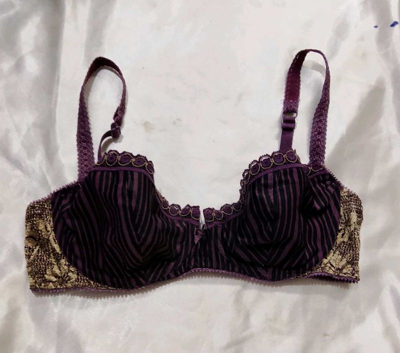 urgear bra