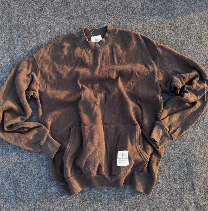 Brown Pullover Sweatshirt