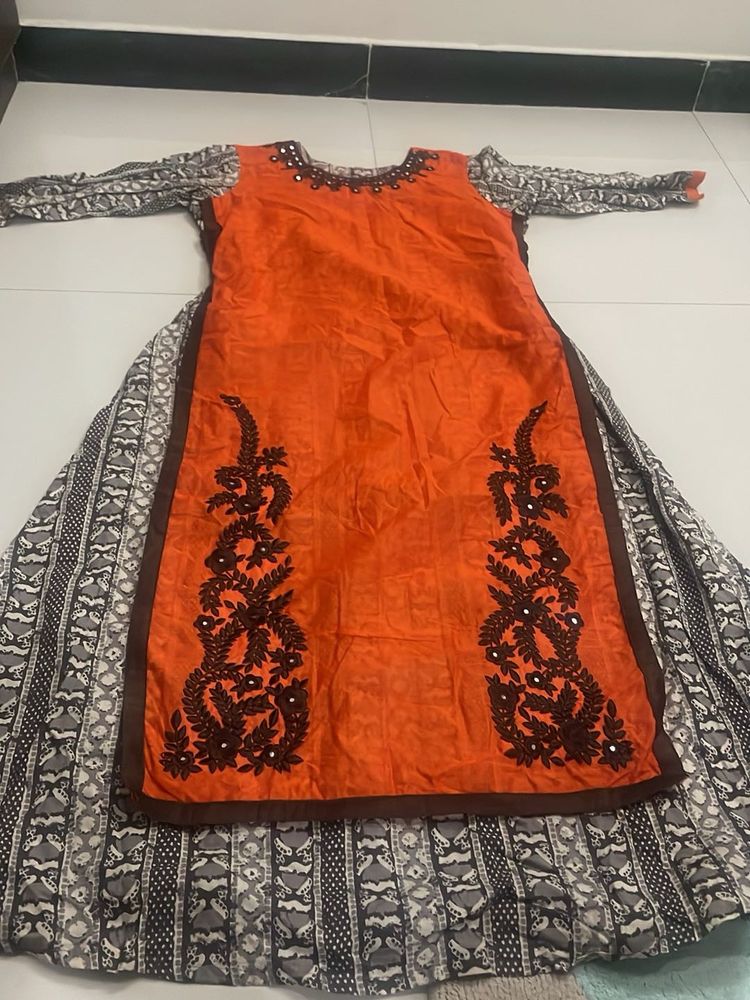 Ethnic Kurta with embroidery