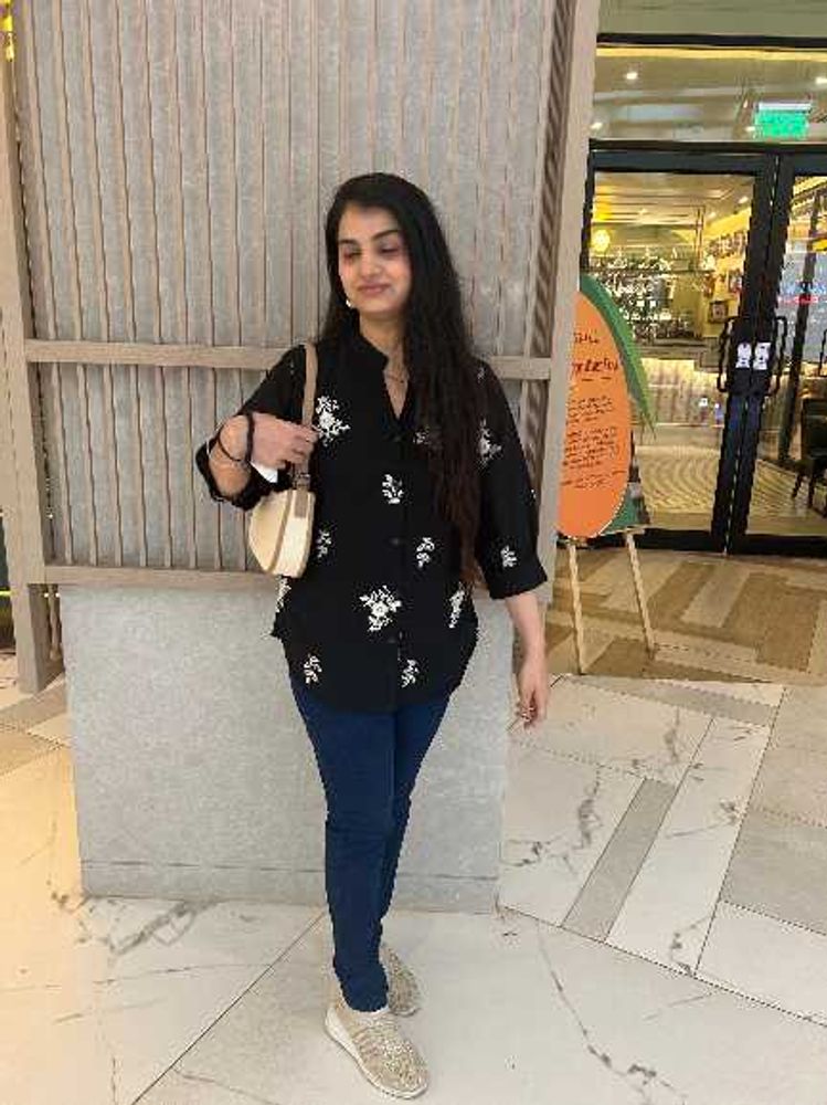 Stylish Black Floral Print Top