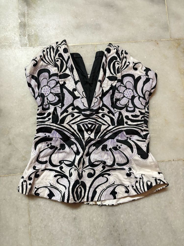 Stylish V-Neck Corset Top