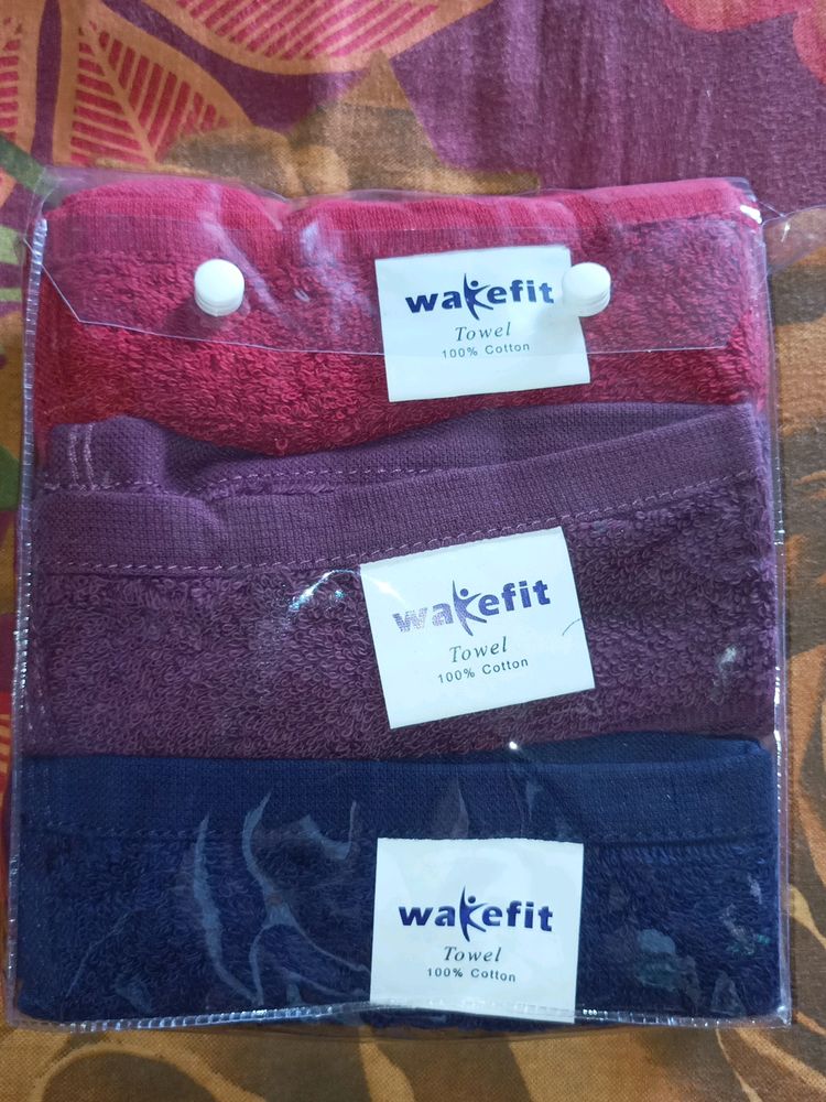 Wakefit Hand Towel (Pack Of 3)