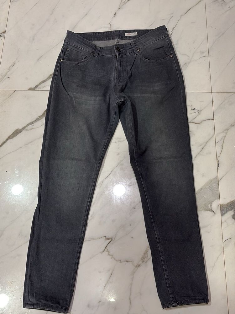 Stylish Dark Grey Denim Jeans