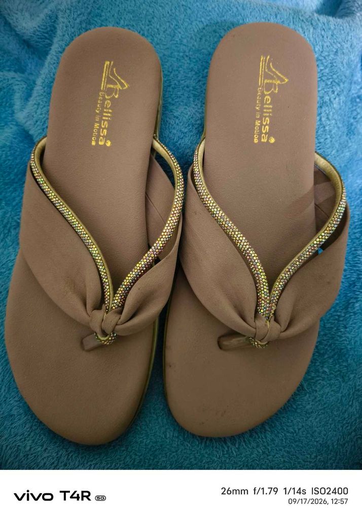 Bellissa Women's Embellished Flip-Flops